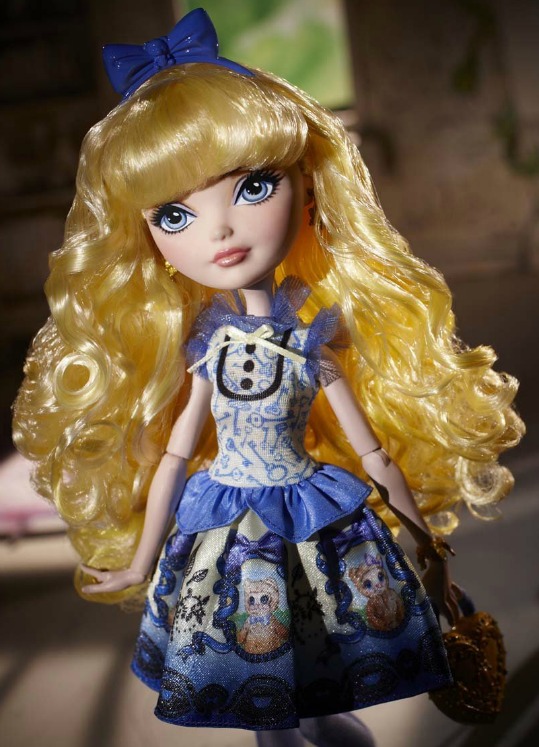 Ever After High Blondie Lockes doll