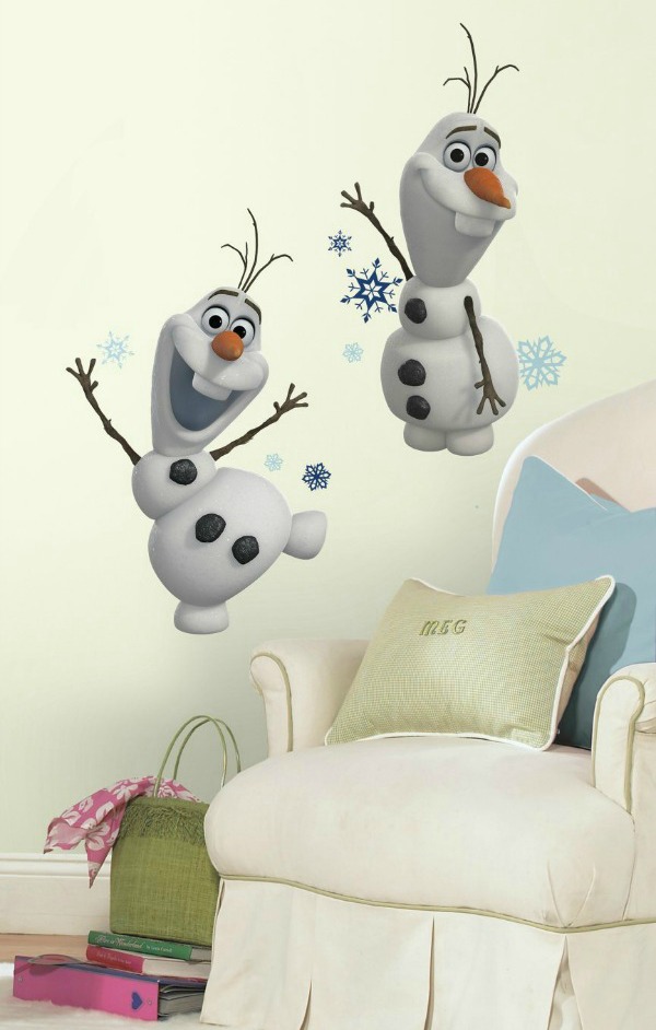 Disney Frozen room decor - it's Olaf the lovable snowman!