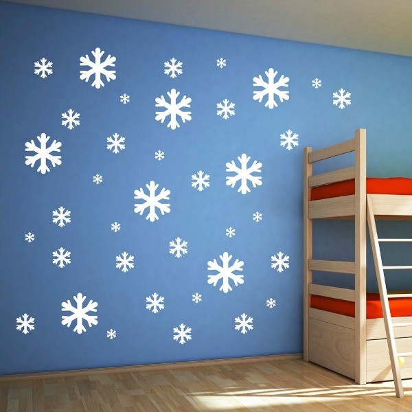 Let it snow! Disney Frozen room decor - snowflakes to Frozenify (yes it's a made up word) a bedroom in an instant.