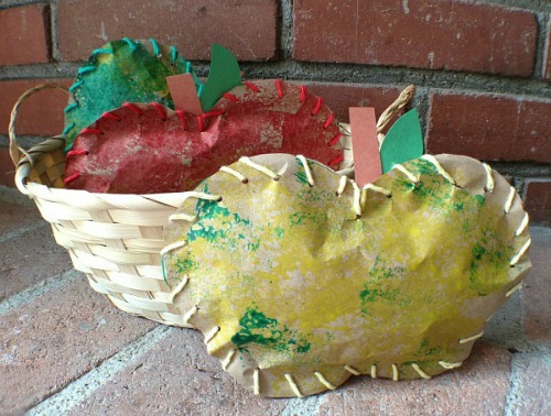 fall craft projects for kids - apple basket