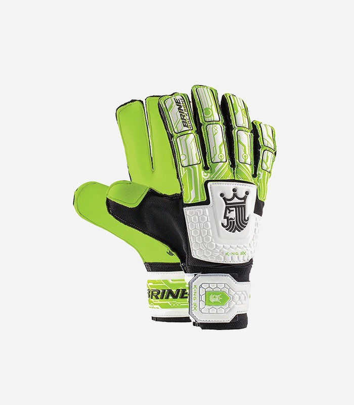 soccer-gifts-for-kids-goal-keeper-gloves