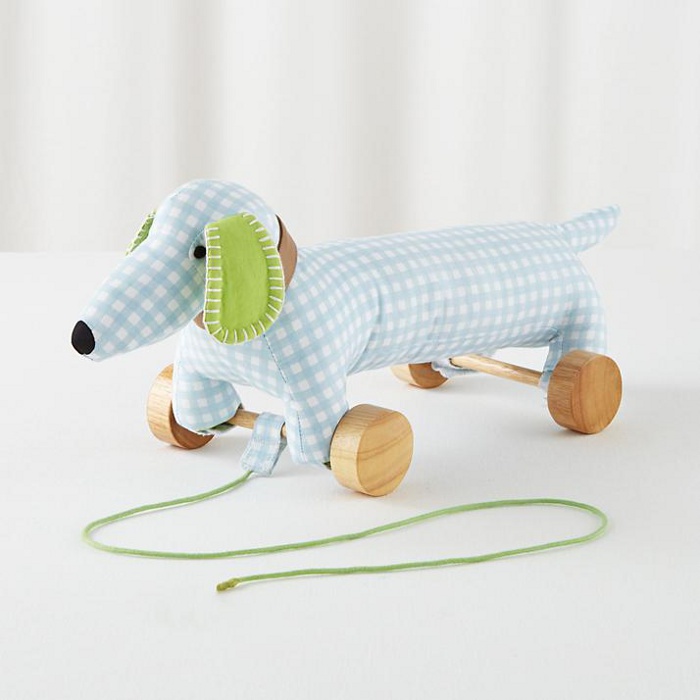 Gift ideas for 2 to 3 year olds - dog pull toy | kidslovethisstuff.com