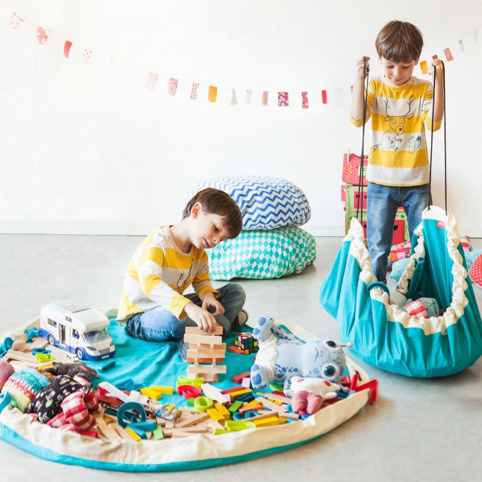 These cool Play & Go Mats double up as convenient play sacks, making it easier to contain the toy clutter.