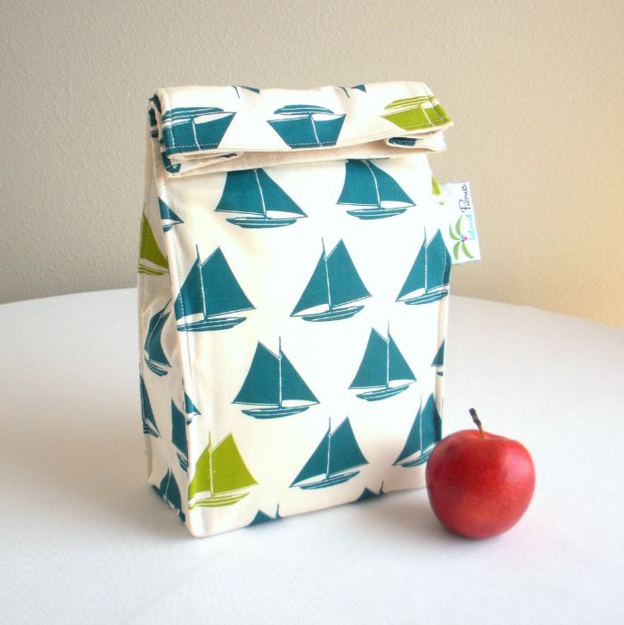 Eco Friendly insulated childrens lunch bags by IslandPicnic 