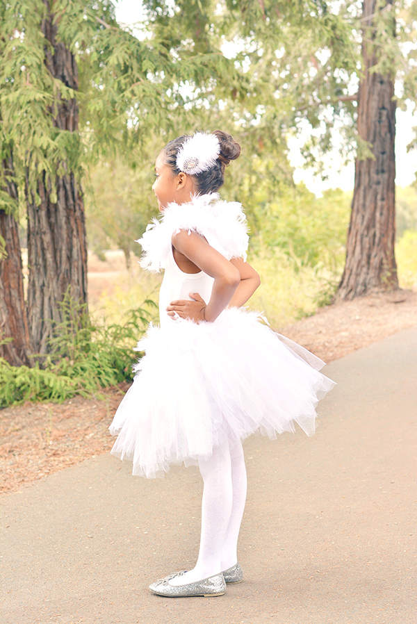 Non scary kids Halloween costumes to DIY - The swan costume