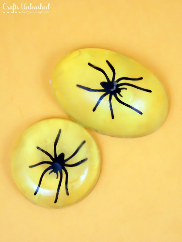 spider Halloween crafts - Halloween spider soap