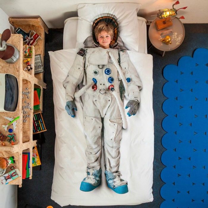 Gifts for 7 year olds - astronaut duvet cover