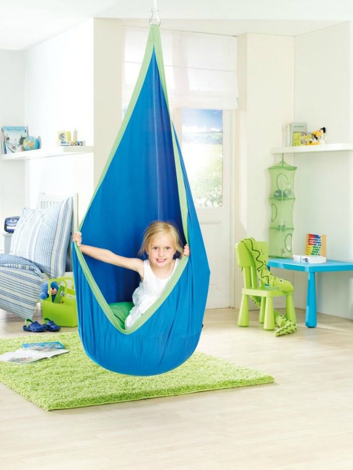 Hanging Chair - Got the room for a bedroom swing/hammock for the kiddos? Then why not? | Gift ideas for 3 year olds