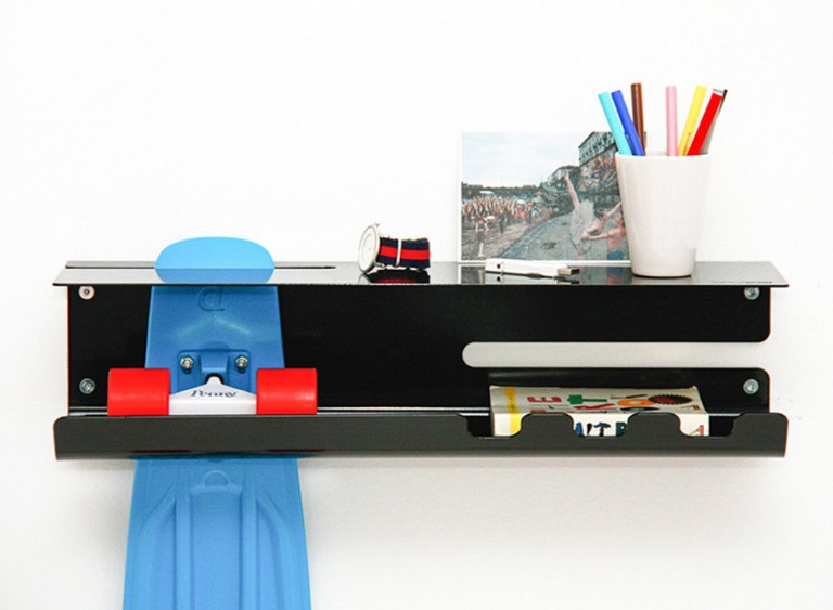 Stakeboard storage - wall ride wall mounted skateboard rack