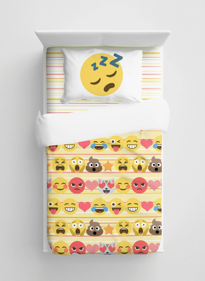 Gifts for Tween Girls - Emoji Bedding Set