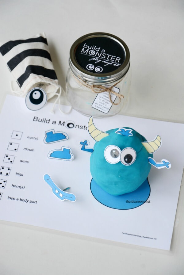 Last Minute Halloween Printables for Kids - Monster Game with Fun Printable (via The Idea Room)