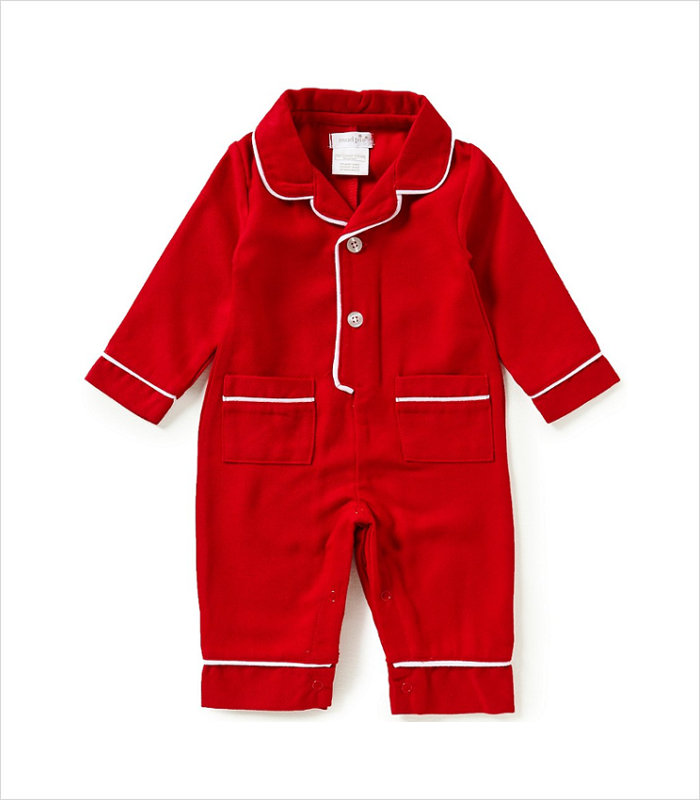 Warm, Fuzzy and Totally Cute Christmas Pajamas for Kids - Going for the classic look.