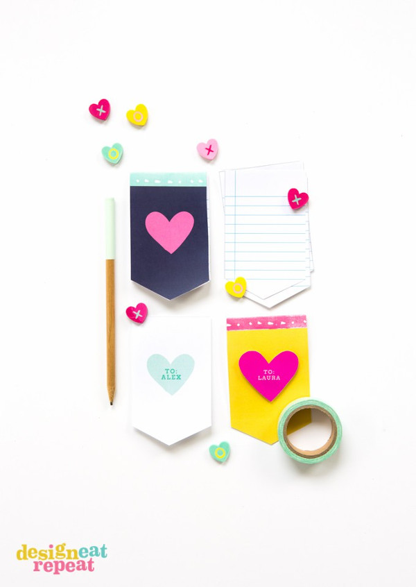 16 Last Minute Valentine Printables featuring Printable Valentine Notepad (via Design Eat Repeat)